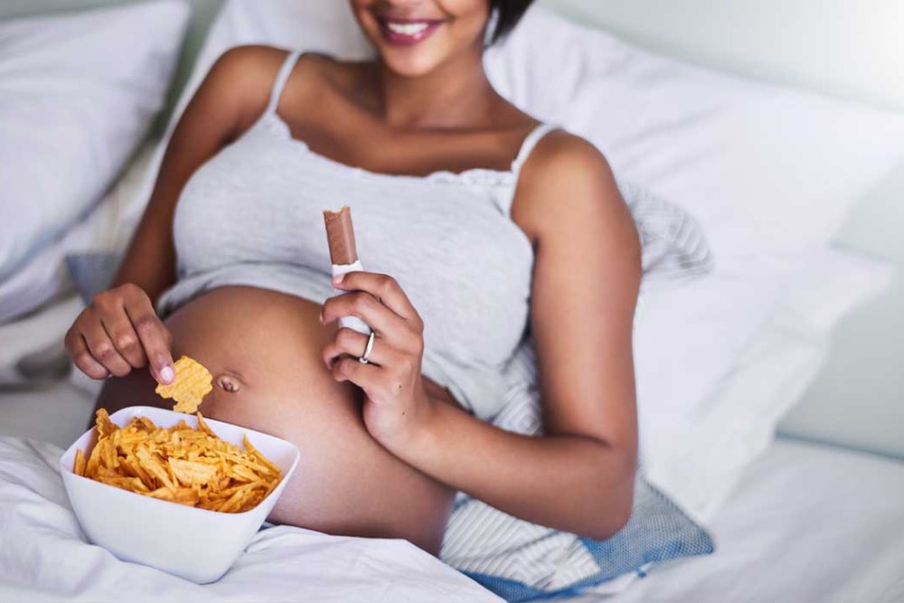 Những loại thực phẩm cần hạn chế để có thai kỳ khỏe mạnh